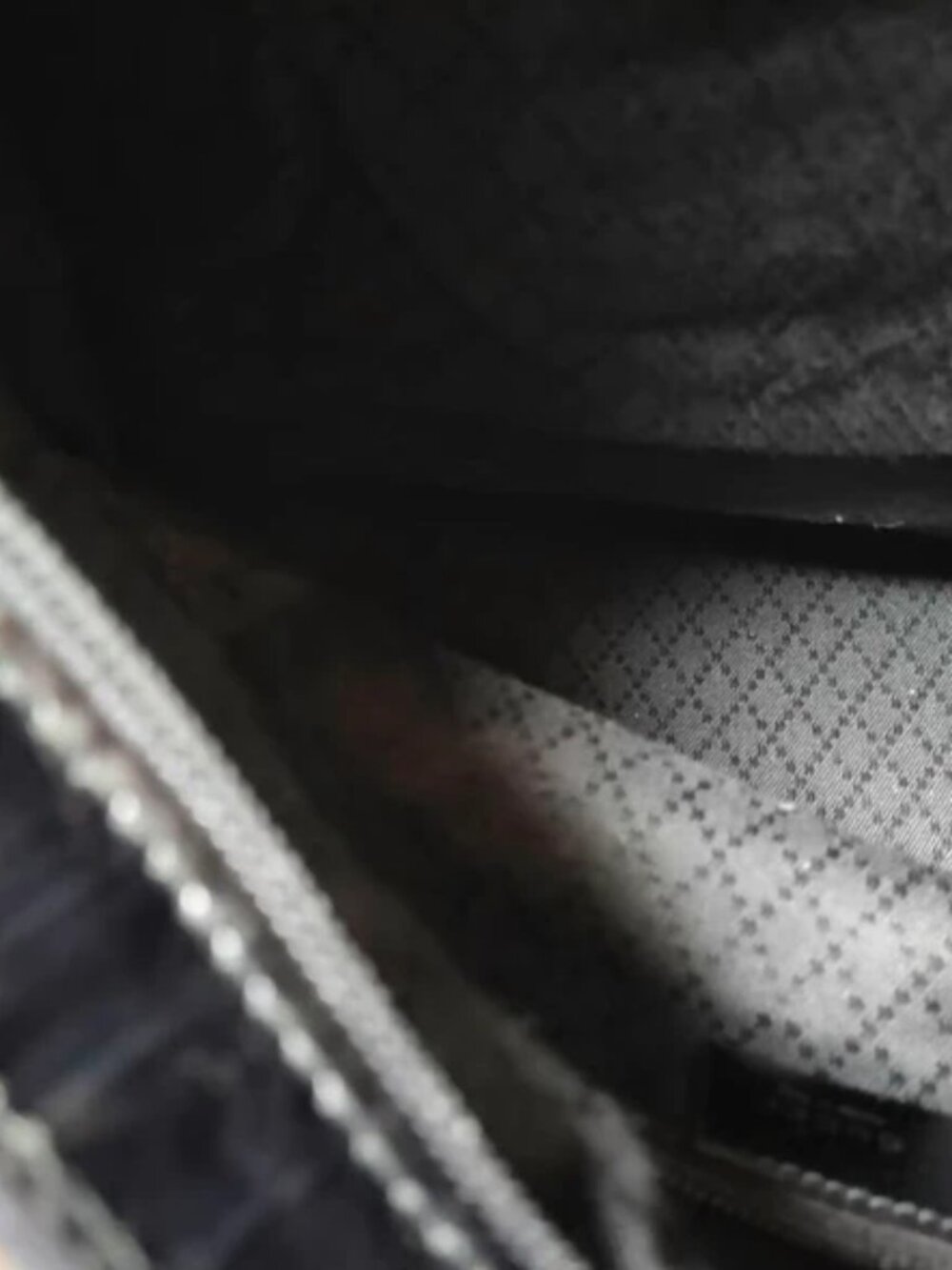 Vintage Gucci Nylon Hobo Bag - Picture 9 of 10
